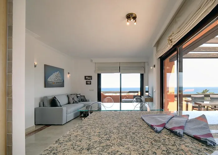 Jardines De Nueva Galera Cozy Penthouse
